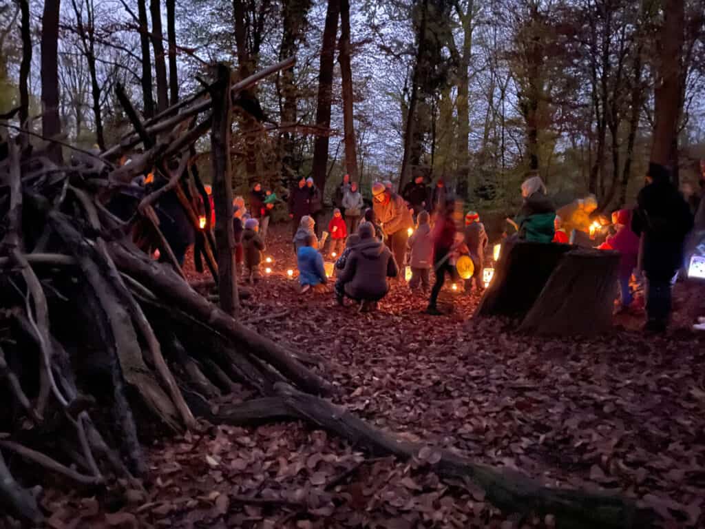 Kinder beim Lichterfest